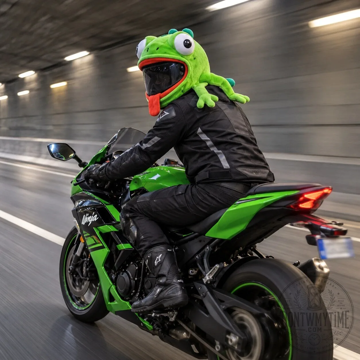 Green Lizard Motorcycle Helmet Cover Plush Funny Headgear 10 Green Lizard Motorcycle Helmet Cover Plush Funny Headgear product image showing design and details