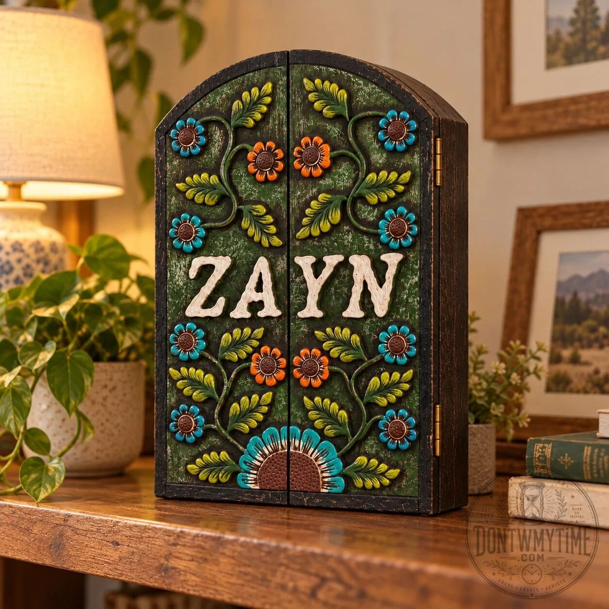 Zayn Malik Custom Peruvian Retablo Ayacuchano Handcrafted Folk Art Box 9 Zayn Malik Custom Peruvian Retablo Ayacuchano Handcrafted Folk Art Box product image showing design and details